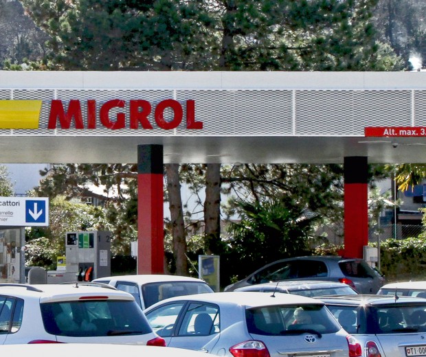 Bild_Migrol_Tankstelle_Station_Losone_Stand_11_3_16_F_Regzzoni_def_OK_IMG_5376-fr4C